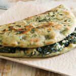Stuffed with Flavor: Spinach Garlic Flatbread Recipe Guide