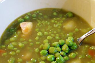 Hearty & Healthy: The Ultimate Vegetarian Split Pea Soup Recipe