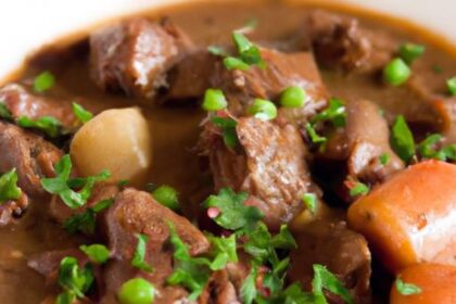 Hearty Beef and Potato Stew: Comfort in Every Spoonful