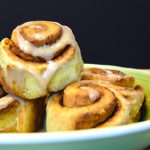Delight in Raw Cinnamon Roll Bites: Sweet, Healthy Snacks