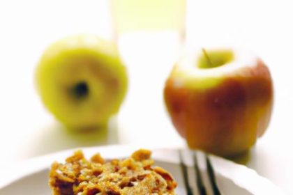 Crunchy Delight: The Irresistible Apple & Ginger Crumb Cake