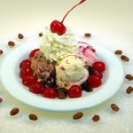 The Classic Trio: Chocolate, Vanilla & Strawberry Scoop Delight