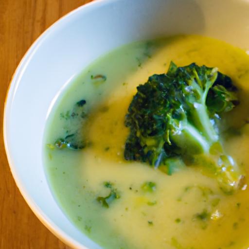 creamy ​Vegan Broccoli Cheddar Soup: Plant-Powered Comfort